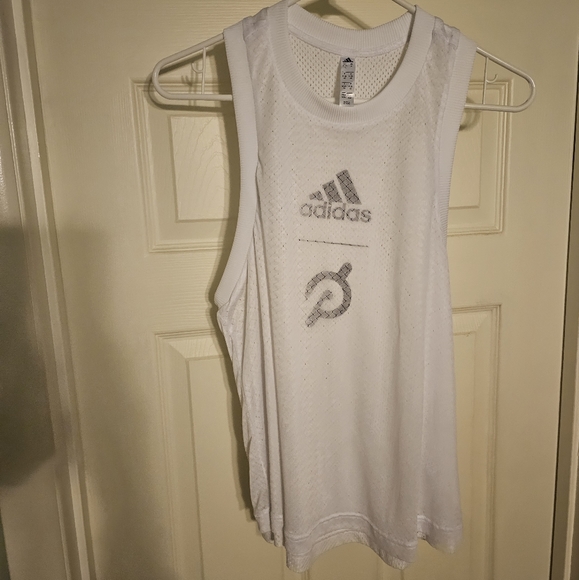 Asidas (Peloton) leggings and matching top set - Picture 2 of 8